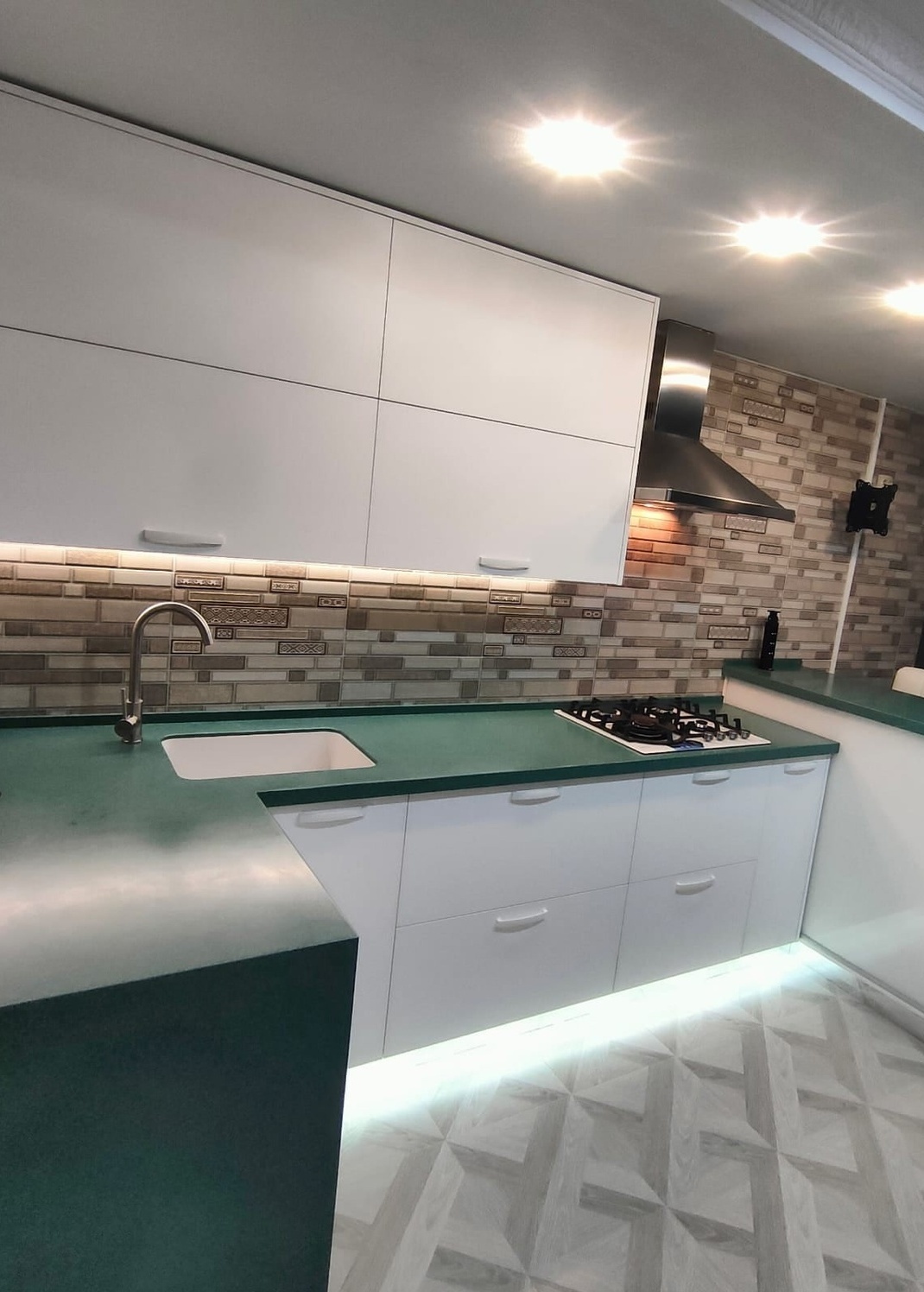 Столешница Kerrock Shamrock 633